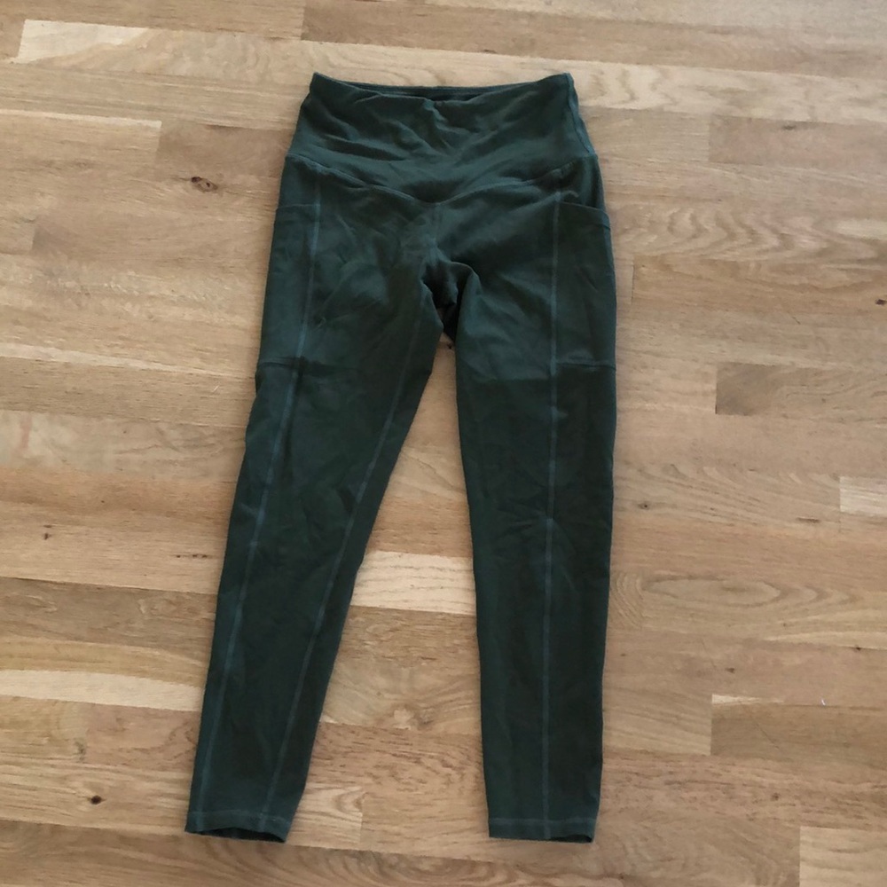 Born primitive crop leggings